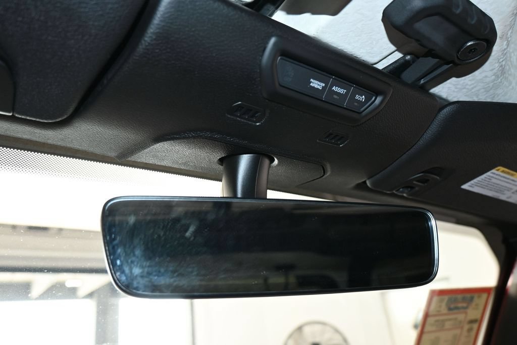 Used 2022 Jeep Wrangler Sport AWD/4WD image 22