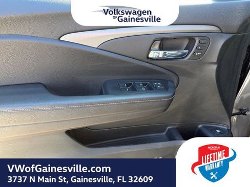 Used 2025 Honda Ridgeline RTL image 14