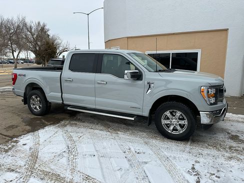 Used 2023 Ford F150 Lariat image 5