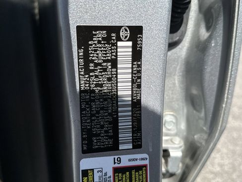 Used 2025 Toyota Camry LE FWD image 25