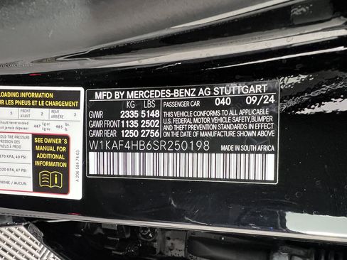 Certified 2025 Mercedes-Benz C 300 4MATIC Sedan image 32