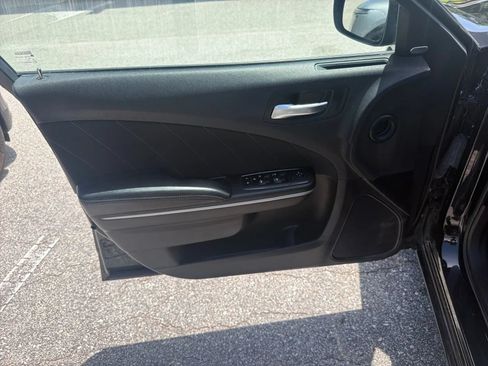 Used 2023 Dodge Charger SXT RWD image 13