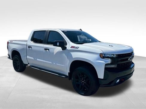 Used 2022 Chevrolet Silverado 1500 LT Trail Boss w/ LT Trail Boss Premium Package AWD/4WD image 10
