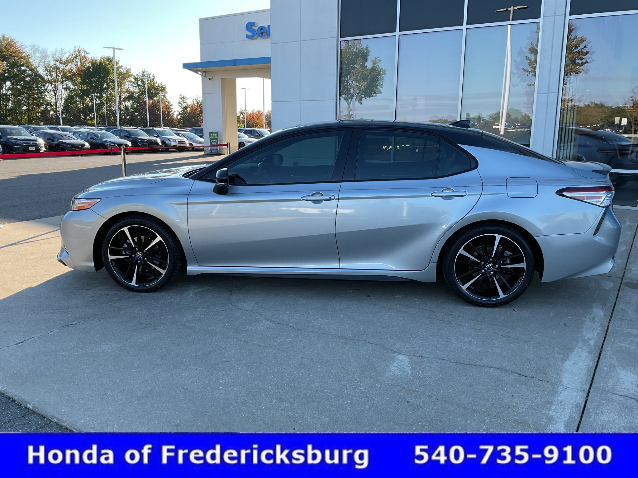 Used 2020 Toyota Camry XSE w/ Driver Assist Package FWD image 3