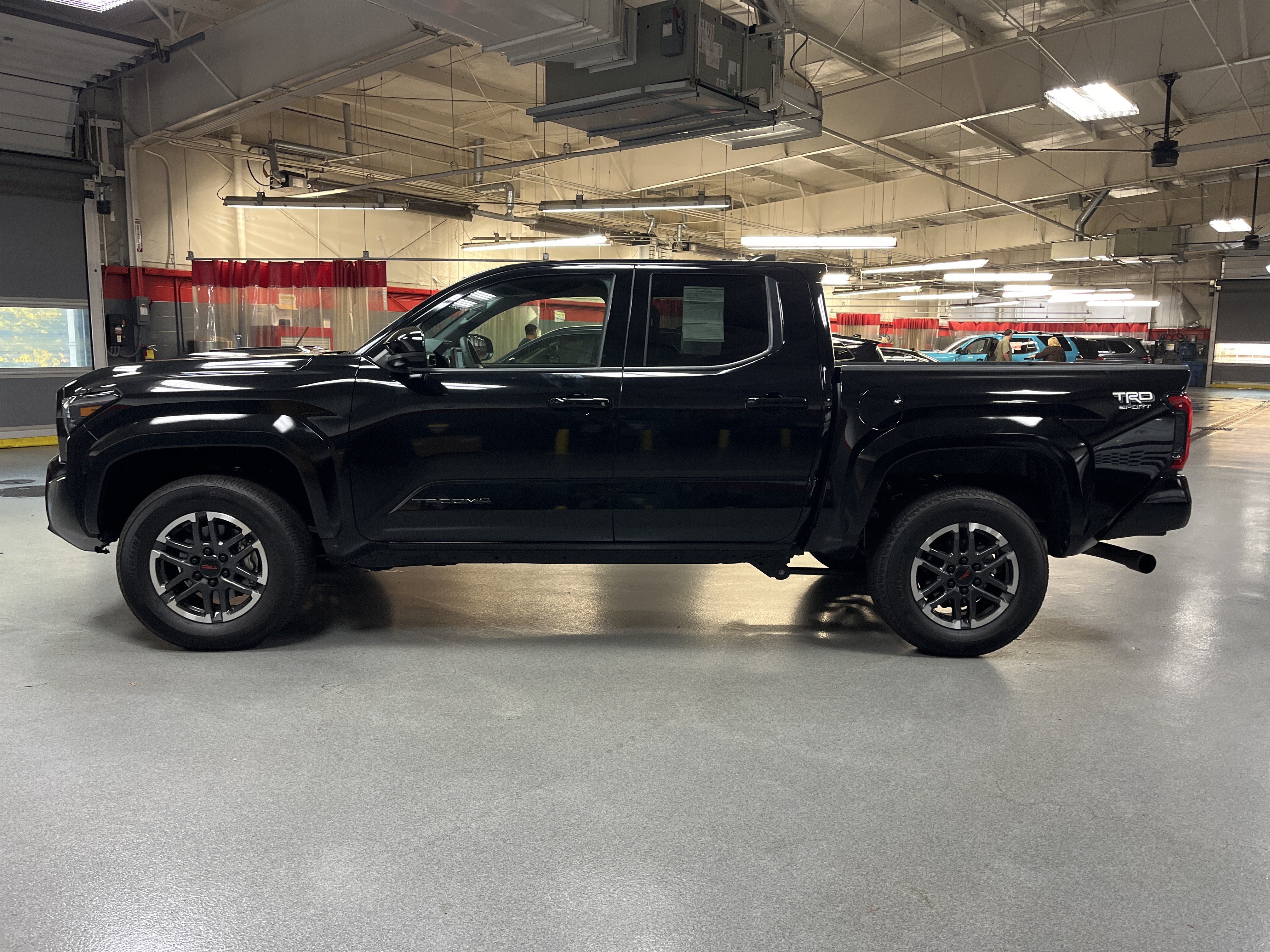 Used 2026 Toyota Tacoma TRD Sport RWD image 7