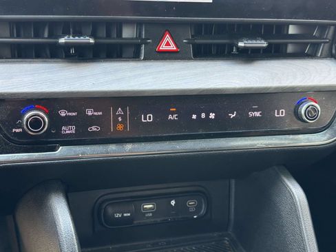 Used 2023 Kia Sportage X-Line w/ X-Line Premium Package AWD/4WD image 17