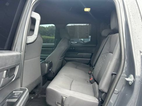 Used 2024 Toyota Tacoma SR5 AWD/4WD image 17