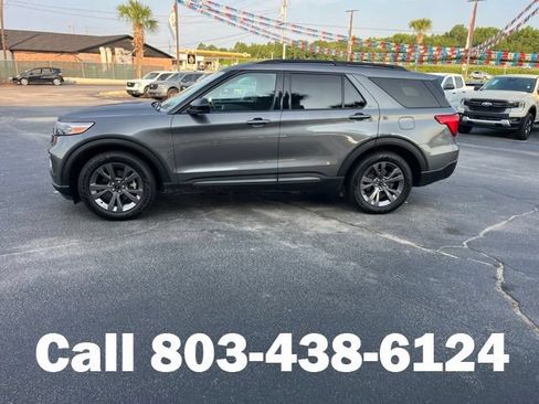 Used 2023 Ford Explorer XLT w/ Equipment Group 202A RWD image 34