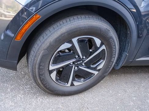 Used 2023 Kia Sportage LX AWD/4WD image 8