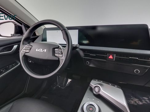 Used 2024 Kia EV6 Wind RWD image 25