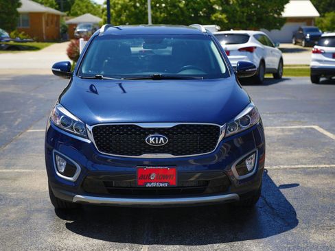 Used 2016 Kia Sorento EX AWD/4WD image 2