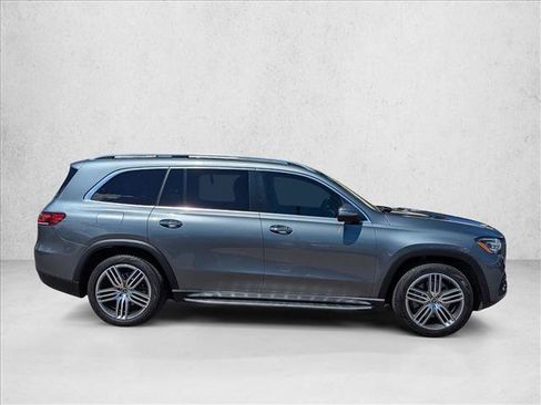 Used 2020 Mercedes-Benz GLS 450 4MATIC image 4