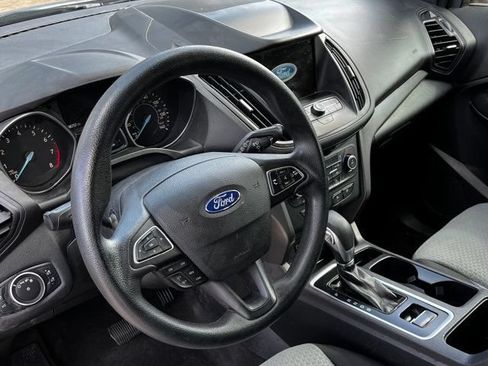 Used 2019 Ford Escape SE FWD image 14