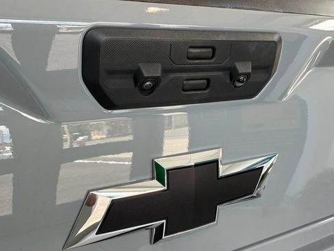 Used 2025 Chevrolet Silverado 1500 ZR2 w/ Technology Package AWD/4WD image 44