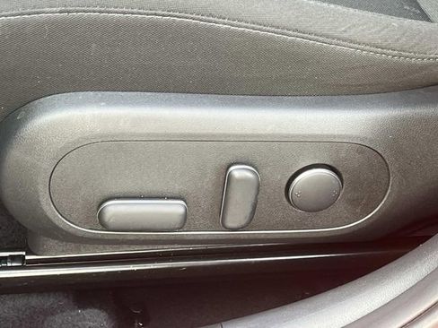 Used 2024 Hyundai Kona SEL FWD image 22