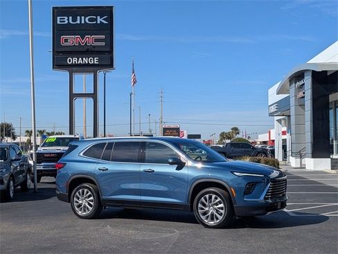 New 2026 Buick Enclave Preferred w/ Power Package image 2