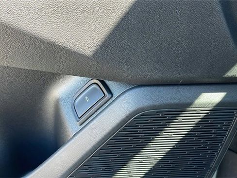 New 2026 Chevrolet Equinox ACTIV w/ Convenience Package III image 28