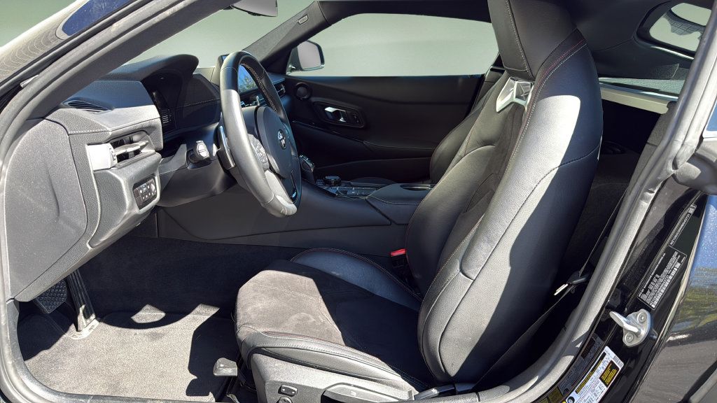 Used 2021 Toyota Supra w/ Safety & Technology Package RWD image 19