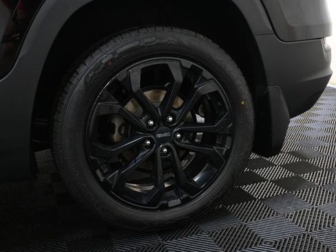 Used 2020 GMC Terrain SLE w/ Driver Convenience Package AWD/4WD image 36