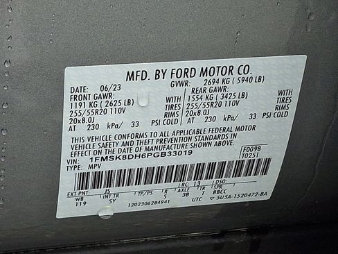 Certified 2023 Ford Explorer XLT w/ Equipment Group 202A AWD/4WD image 27
