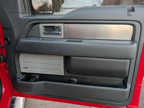 Used 2014 Ford F150 FX4 w/ Equipment Group 402A Luxury image 34