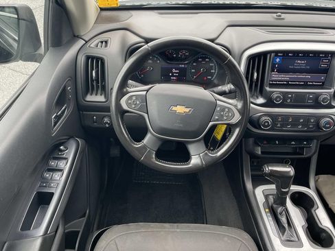Used 2020 Chevrolet Colorado LT RWD image 13