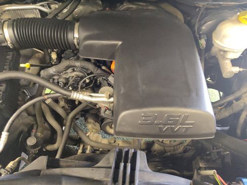 Used 2019 RAM 1500 Tradesman w/ Popular Equipment Group RWD image 30