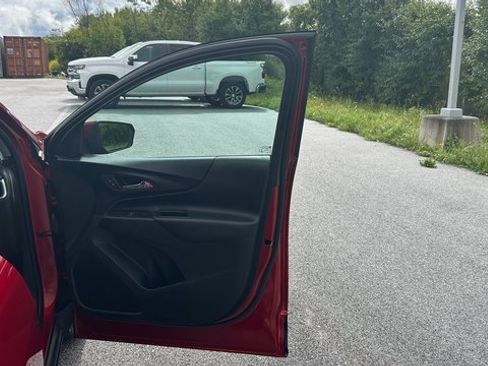 Certified 2022 Chevrolet Equinox LT image 42