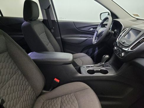 Used 2021 Chevrolet Equinox LT w/ LPO, Floor Liner Package AWD/4WD image 21