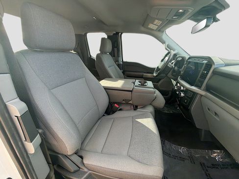 Used 2024 Ford F150 XLT image 29