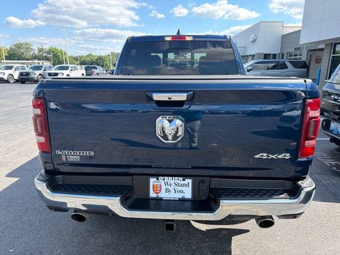 Used 2019 RAM 1500 Laramie AWD/4WD image 4