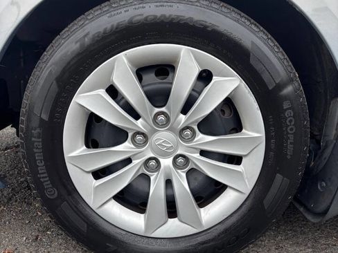 Used 2011 Hyundai Sonata GLS image 9