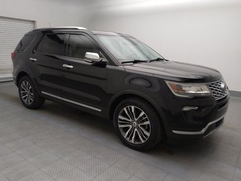 Used 2018 Ford Explorer Platinum AWD/4WD image 11