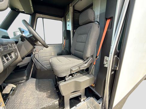 Used 2024 Chevrolet Brightdrop 600 w/ Commercial Equipment Package AWD/4WD image 14