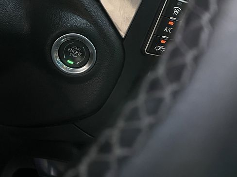 Used 2023 Chevrolet Silverado 2500 High Country image 16