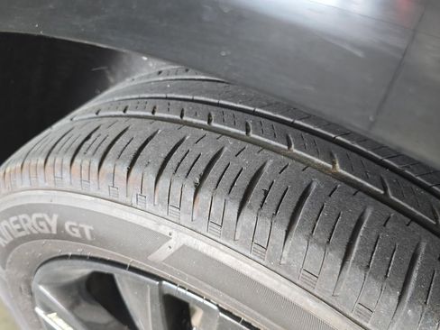 Used 2024 Buick Encore GX Sport Touring image 17