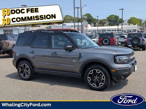 New 2025 Ford Bronco Sport Outer Banks w/ Outer Banks Tech Package+ AWD/4WD image 1