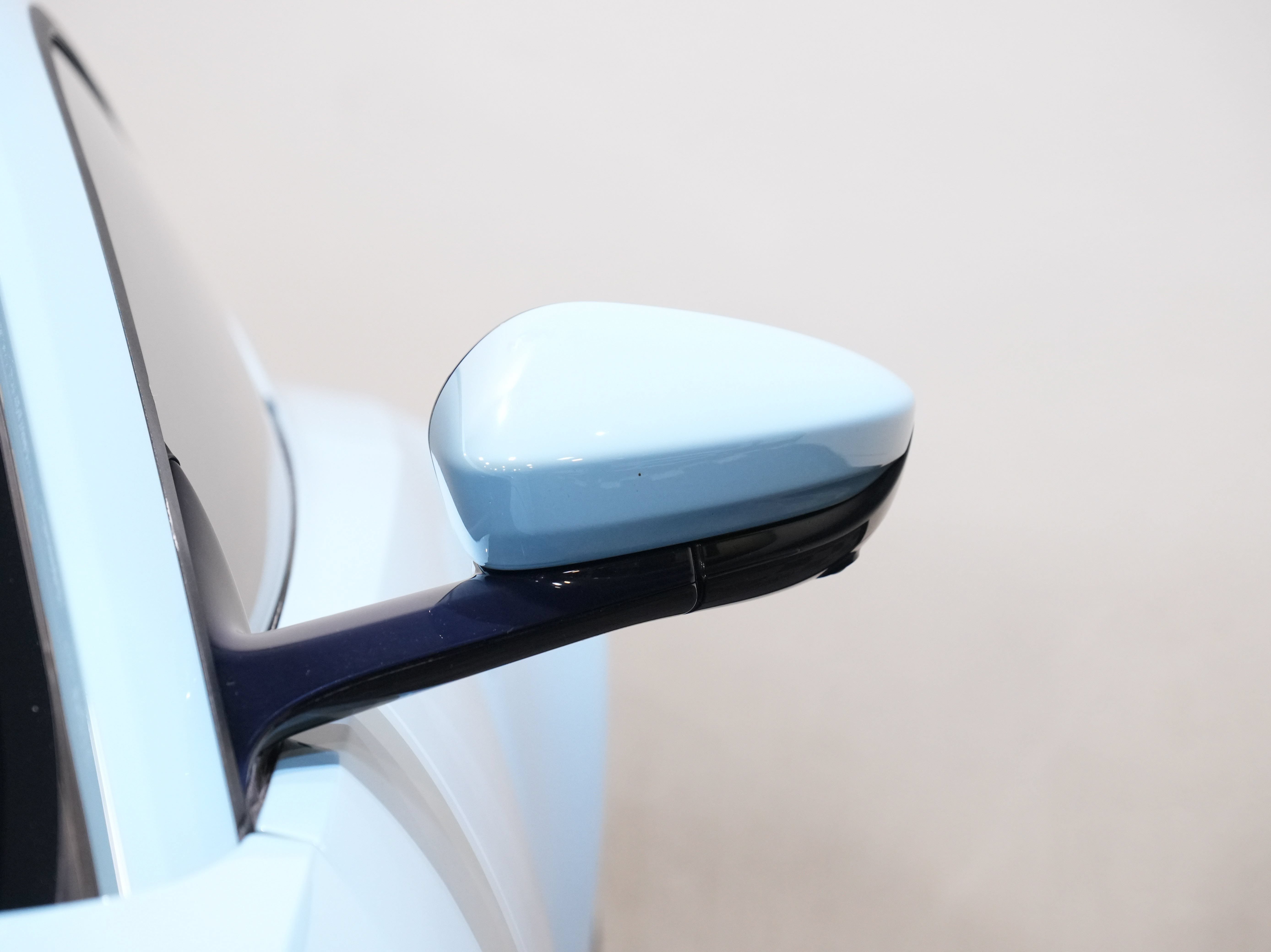Used 2020 Aston Martin V8 Vantage Coupe RWD image 11