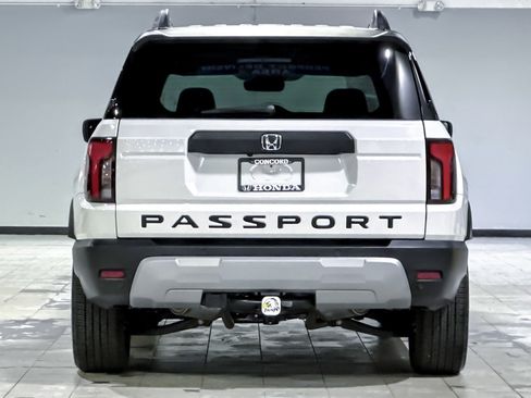 Certified 2026 Honda Passport RTL image 10