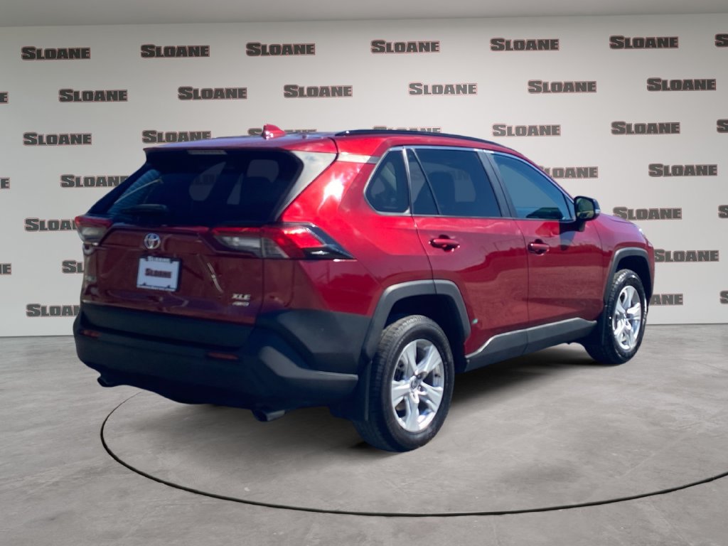 Used 2020 Toyota RAV4 XLE w/ Convenience Package AWD/4WD image 5