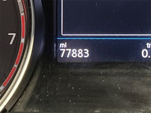 Used 2019 Volkswagen Atlas SE w/ Towing Package image 24