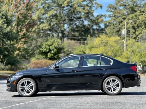 Used 2018 BMW 330i xDrive Sedan image 9