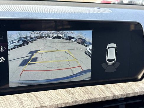 Used 2023 Kia Telluride EX w/ EX Captain's Chair Package image 21