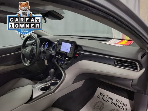 Used 2023 Toyota Camry LE image 26