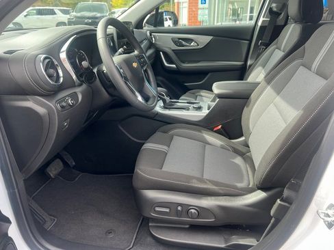 New 2025 Chevrolet Blazer LT w/ Midnight/Sport Edition image 13