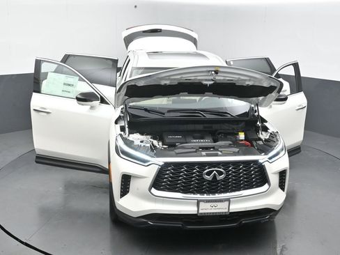 Certified 2025 INFINITI QX60 Luxe image 54