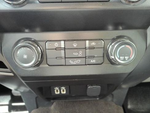 Used 2020 Ford F150 XLT AWD/4WD image 40
