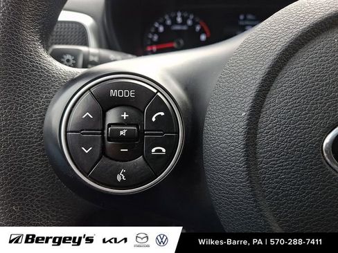 Used 2021 Kia Soul LX FWD image 23