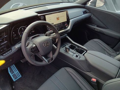 Certified 2026 Lexus TX 500h AWD w/ Technology Package image 11