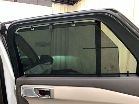 Certified 2023 Ford Explorer Platinum w/ Technology Package image 15